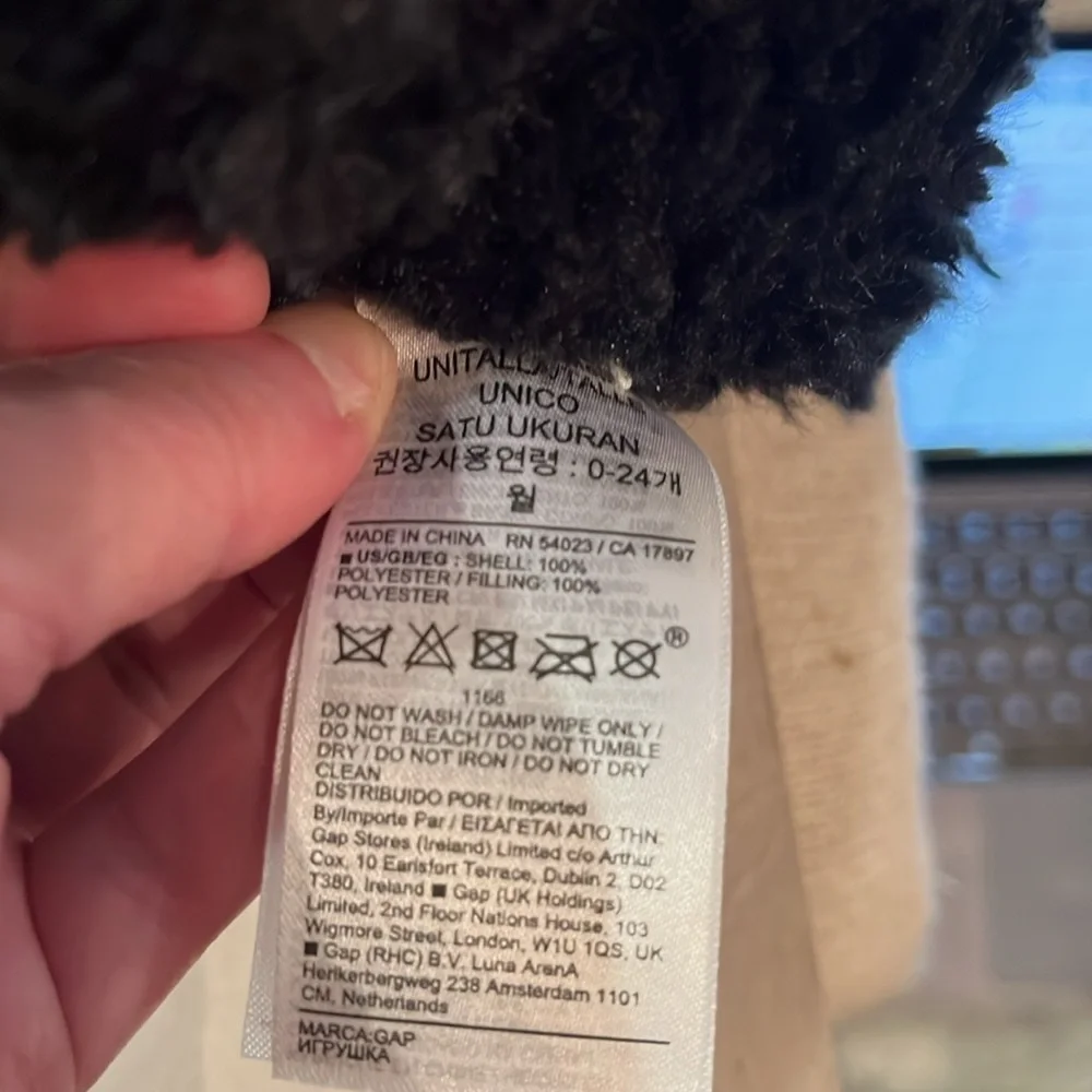 GAP Brannan Black Bear Toy/NWT/Medium